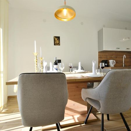 Apartman Lola Zadar Bagian luar foto