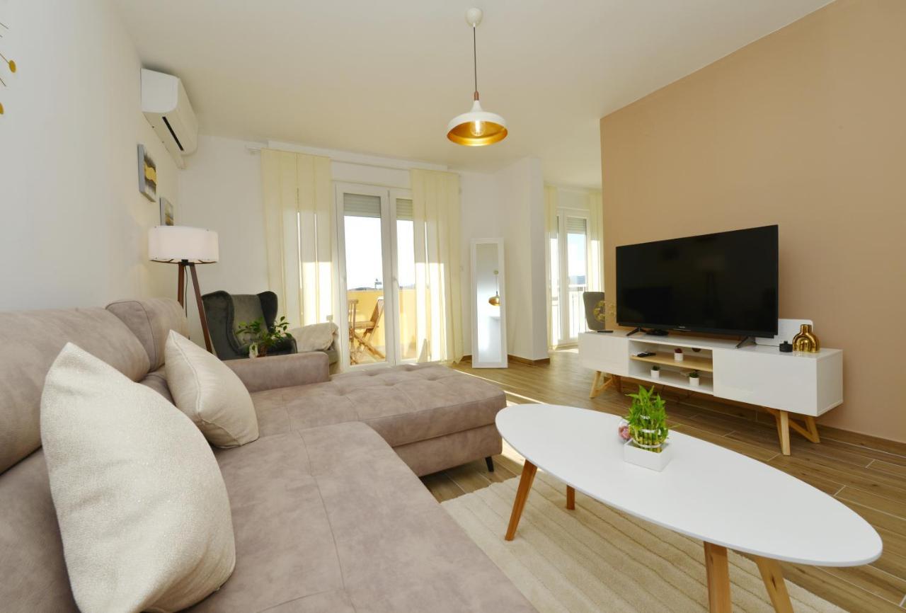 Apartman Lola Zadar Bagian luar foto