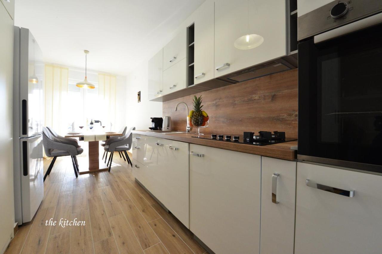 Apartman Lola Zadar Bagian luar foto