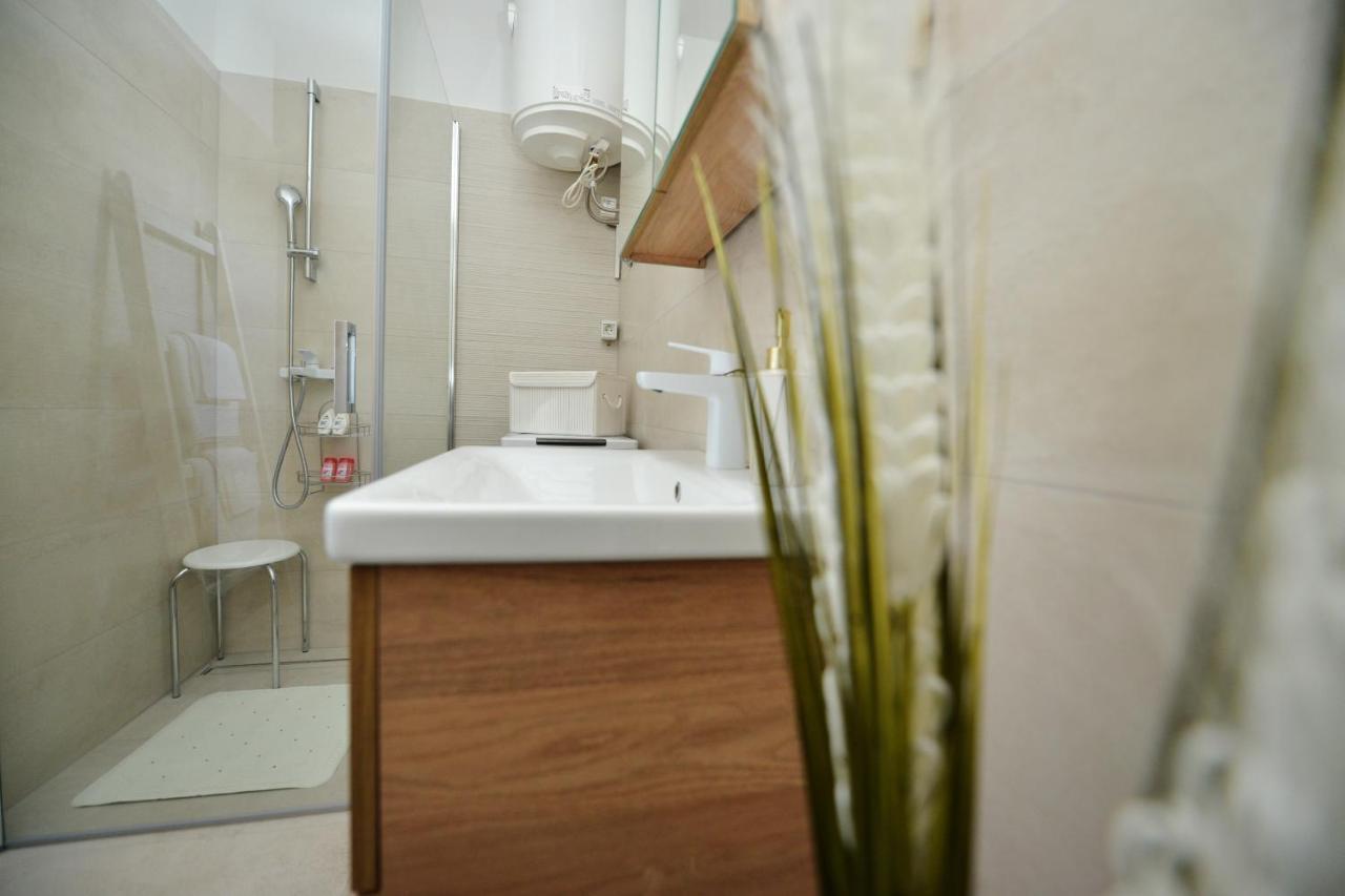 Apartman Lola Zadar Bagian luar foto